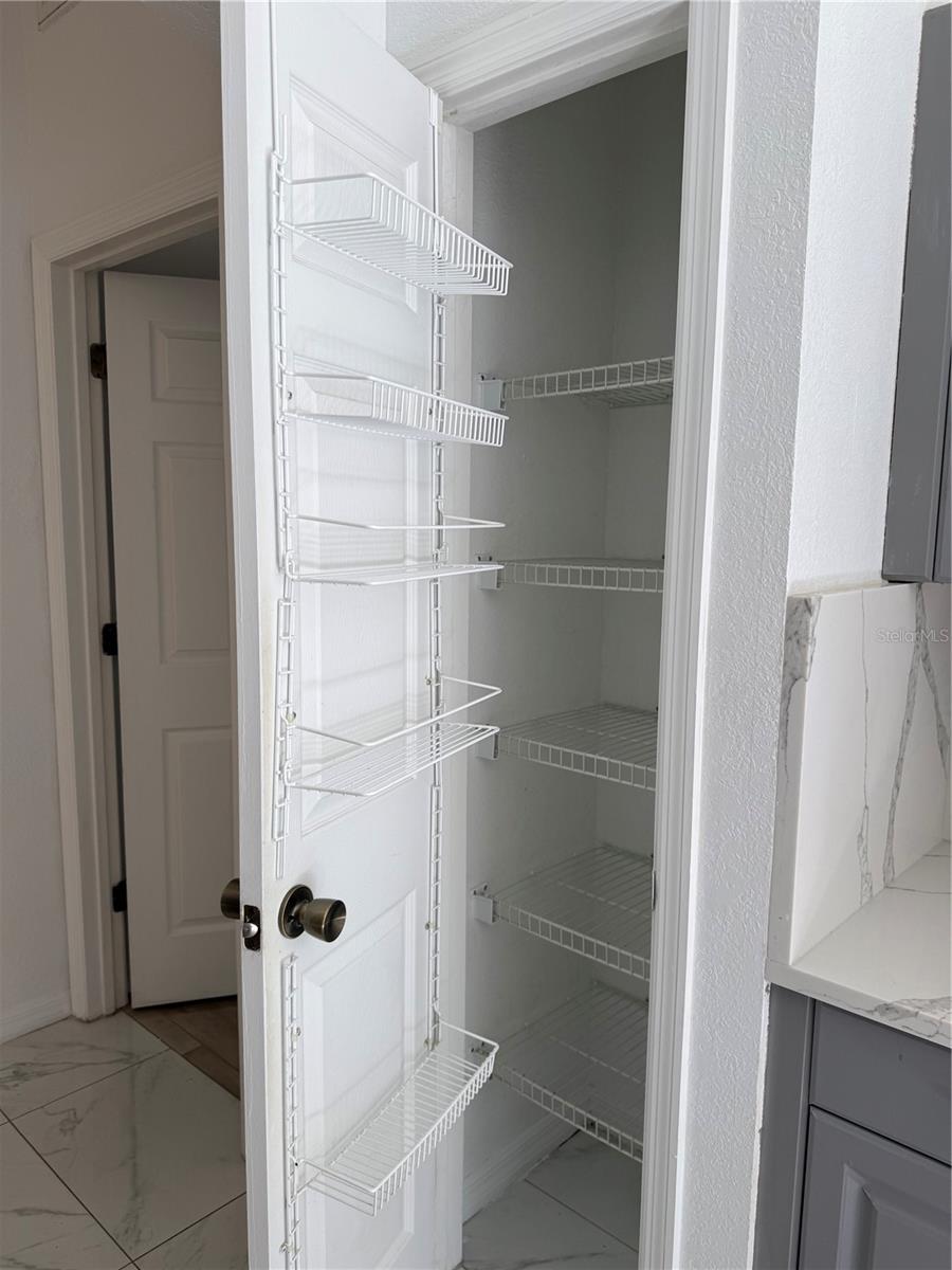 PORT CHARLOTTE SUB 07 - Residential Lease