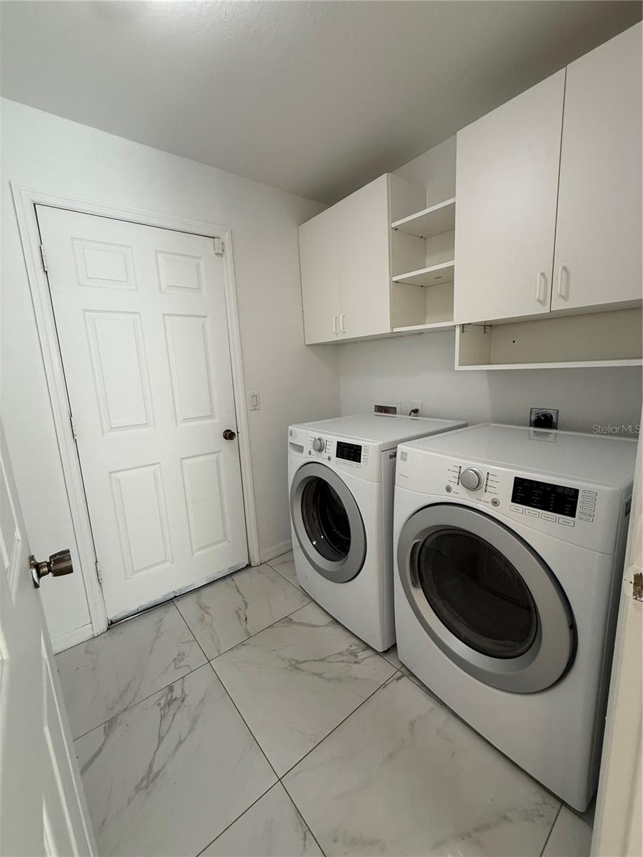 PORT CHARLOTTE SUB 07 - Residential Lease