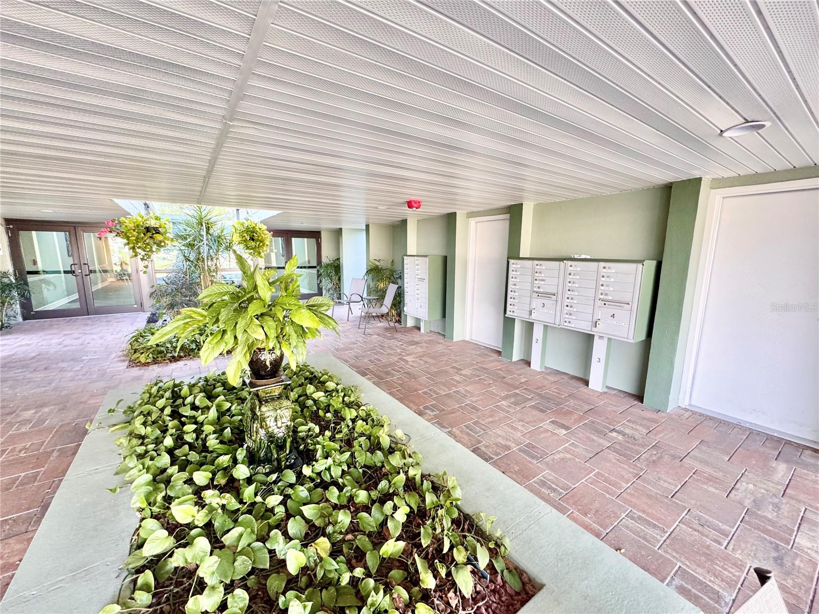 RALEIGH HOUSE - Residential