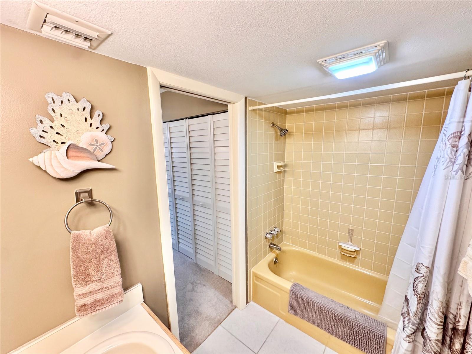 RALEIGH HOUSE - Residential