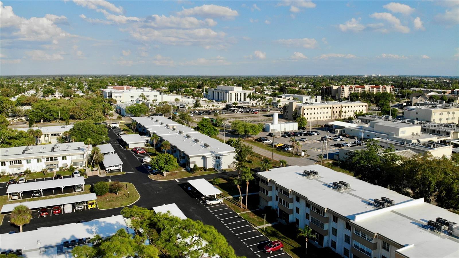 RALEIGH HOUSE - Residential