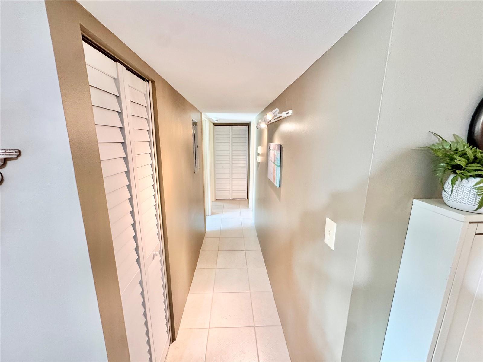 RALEIGH HOUSE - Residential