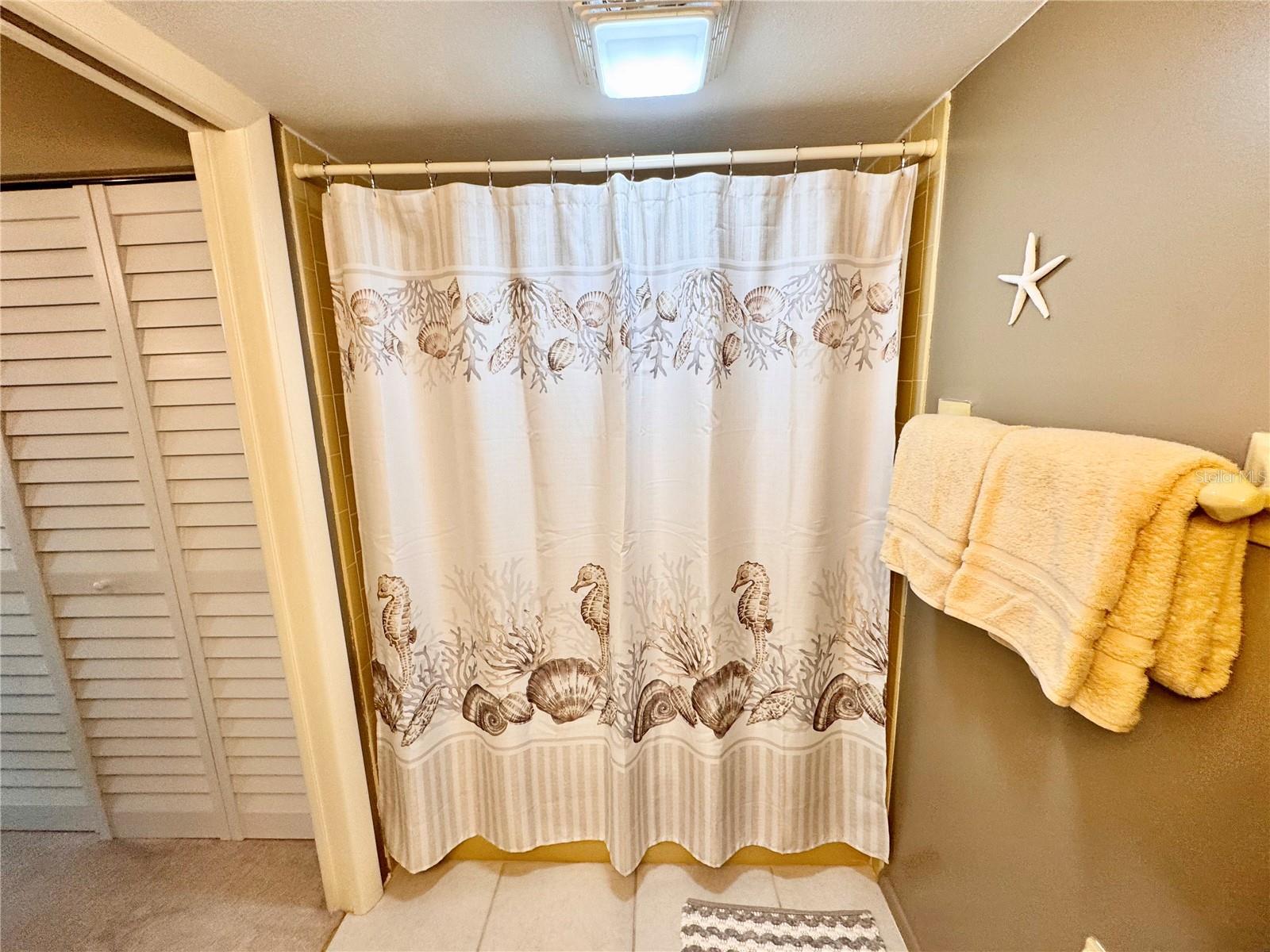 RALEIGH HOUSE - Residential