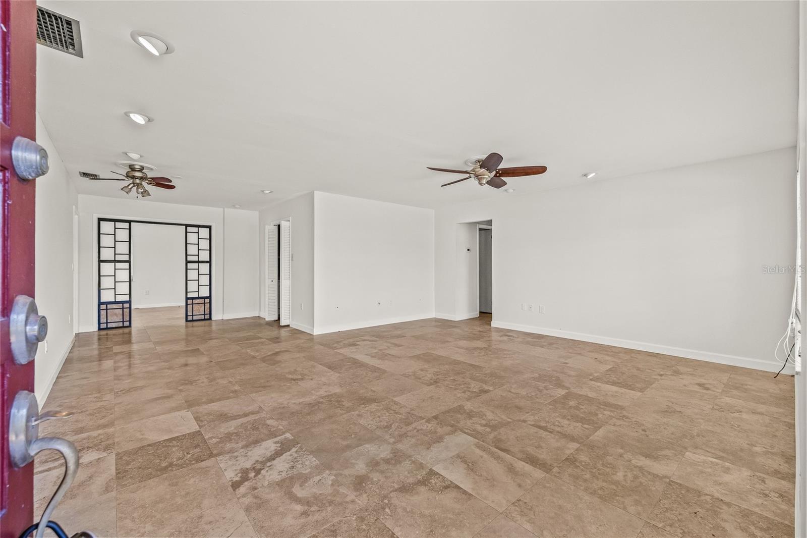 358 SUWANEE AVENUE