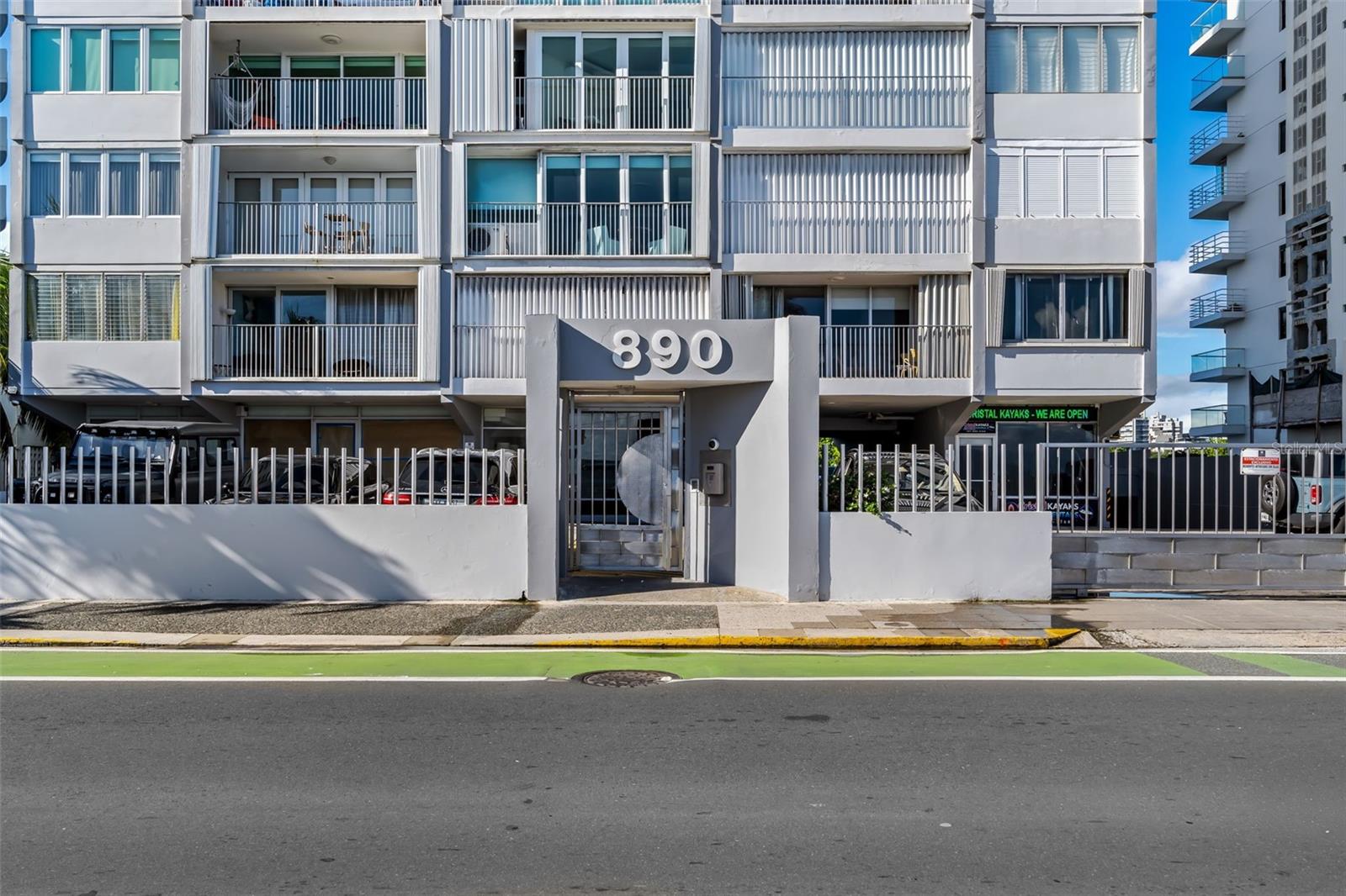 890 AVE ASHFORD - Residential Lease