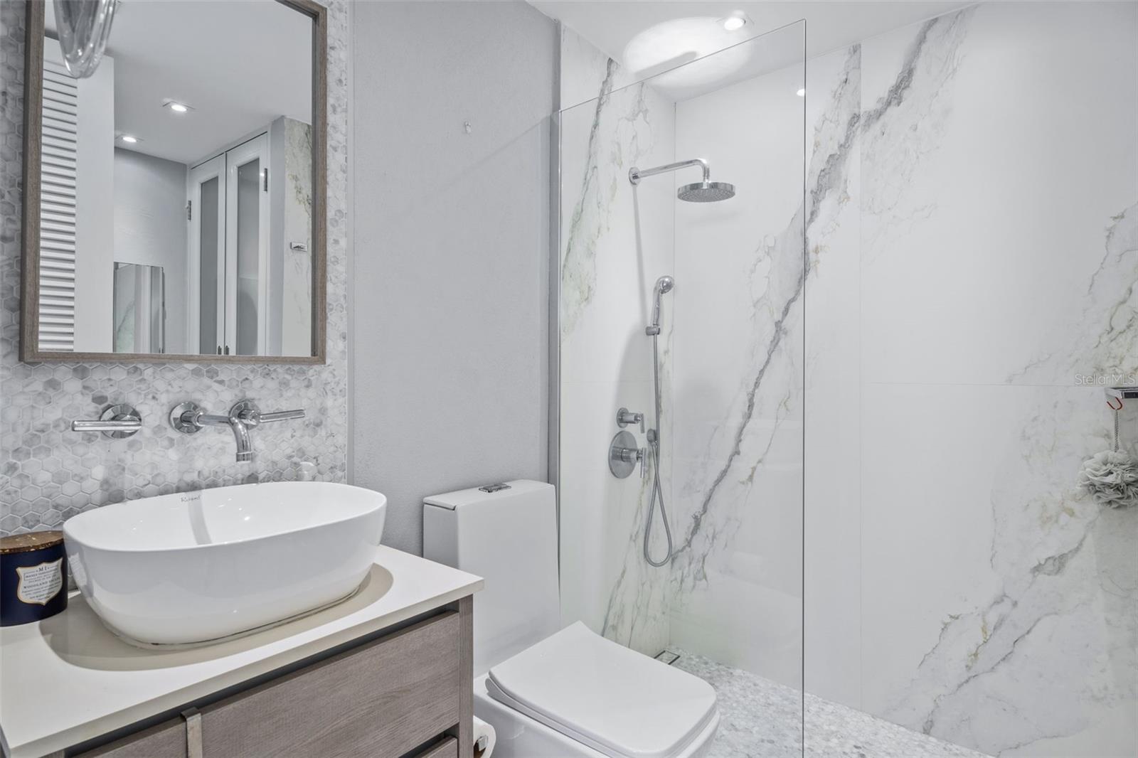 890 AVE ASHFORD - Residential Lease