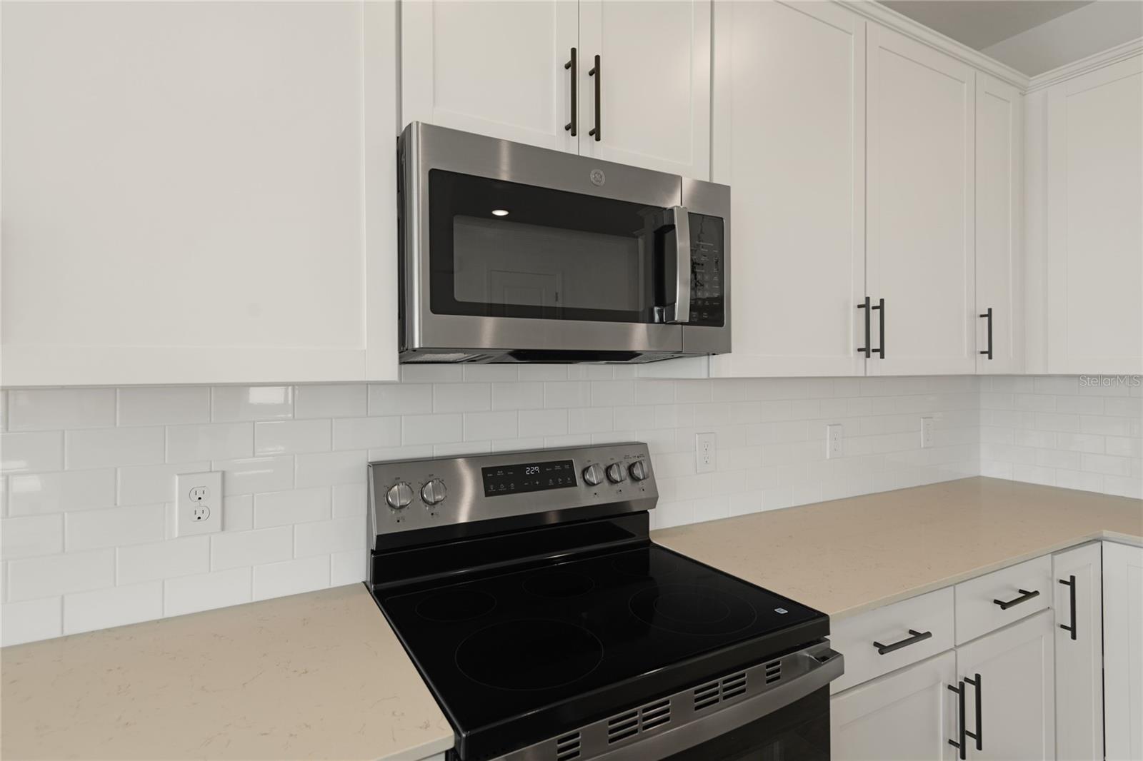 1705 CROOKED CREEK STREET