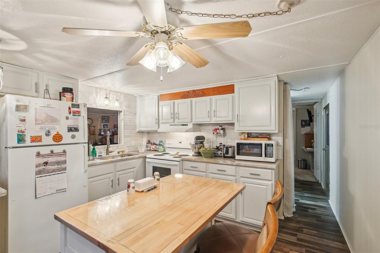 ALCOVE MOBILE HOME COMMUNITY UNREC - Residential