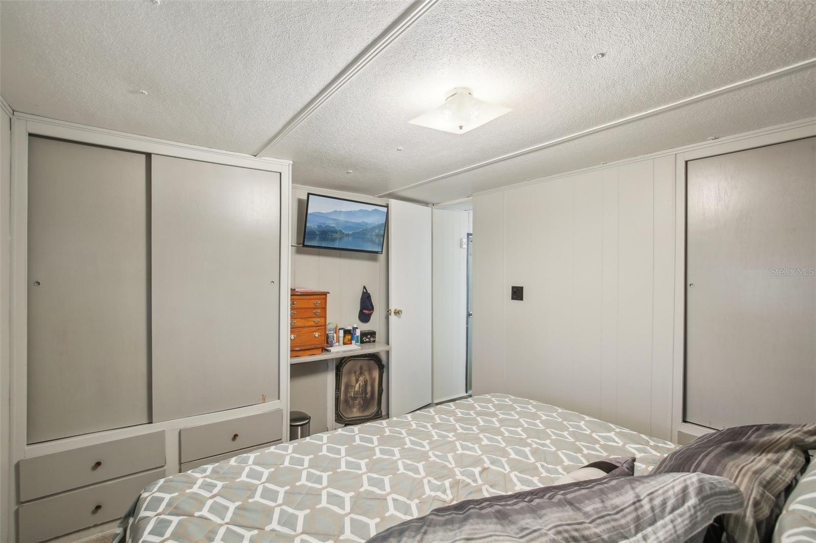 ALCOVE MOBILE HOME COMMUNITY UNREC - Residential