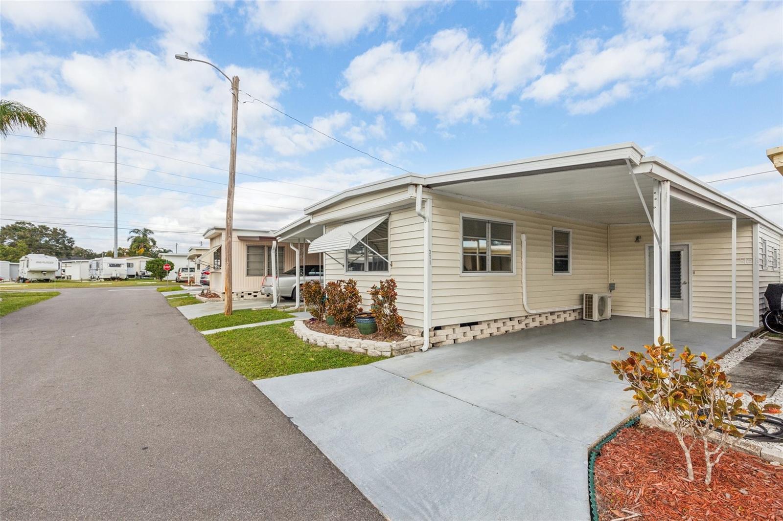 1600 N OLD COACHMAN ROAD 311