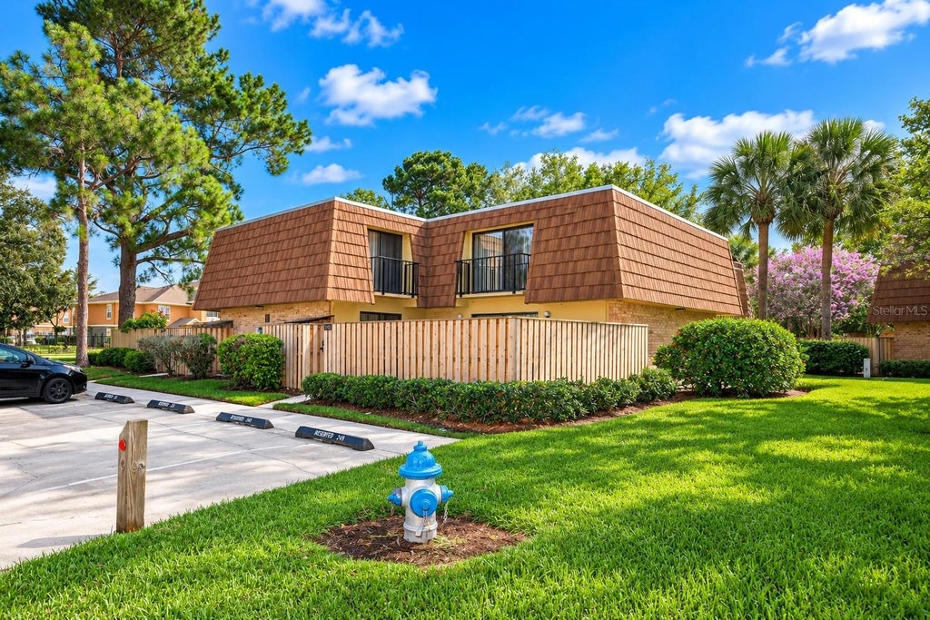 Photo of 5269 Brook Court #249, Orlando, FL 32811 (MLS # O6448981)