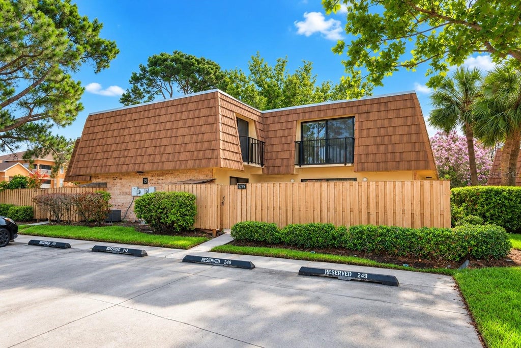 Photo of 5269 Brook Court #249, Orlando, FL 32811 (MLS # O6448981)