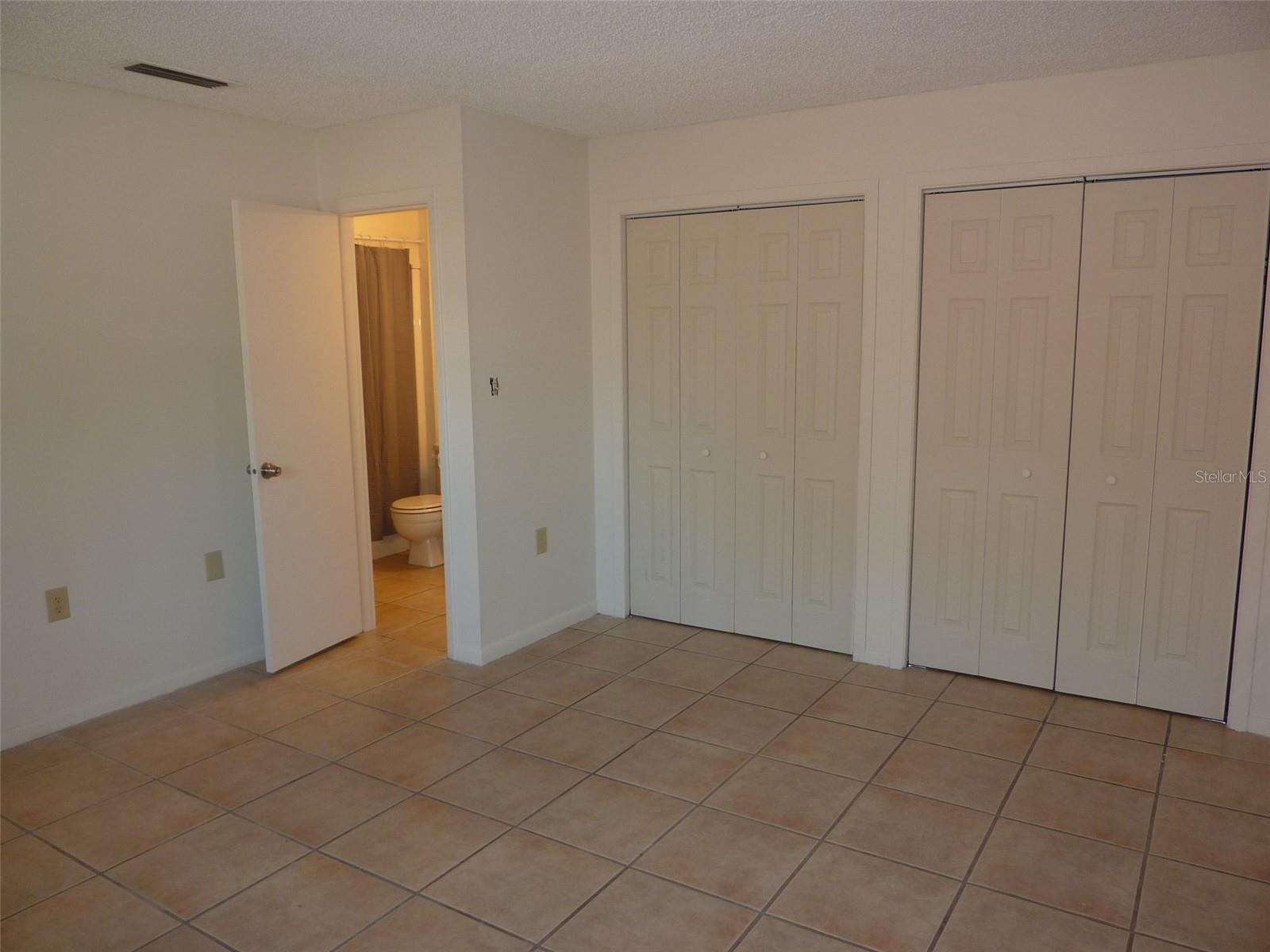 CRYSTAL LAKE ESTATES - Residential