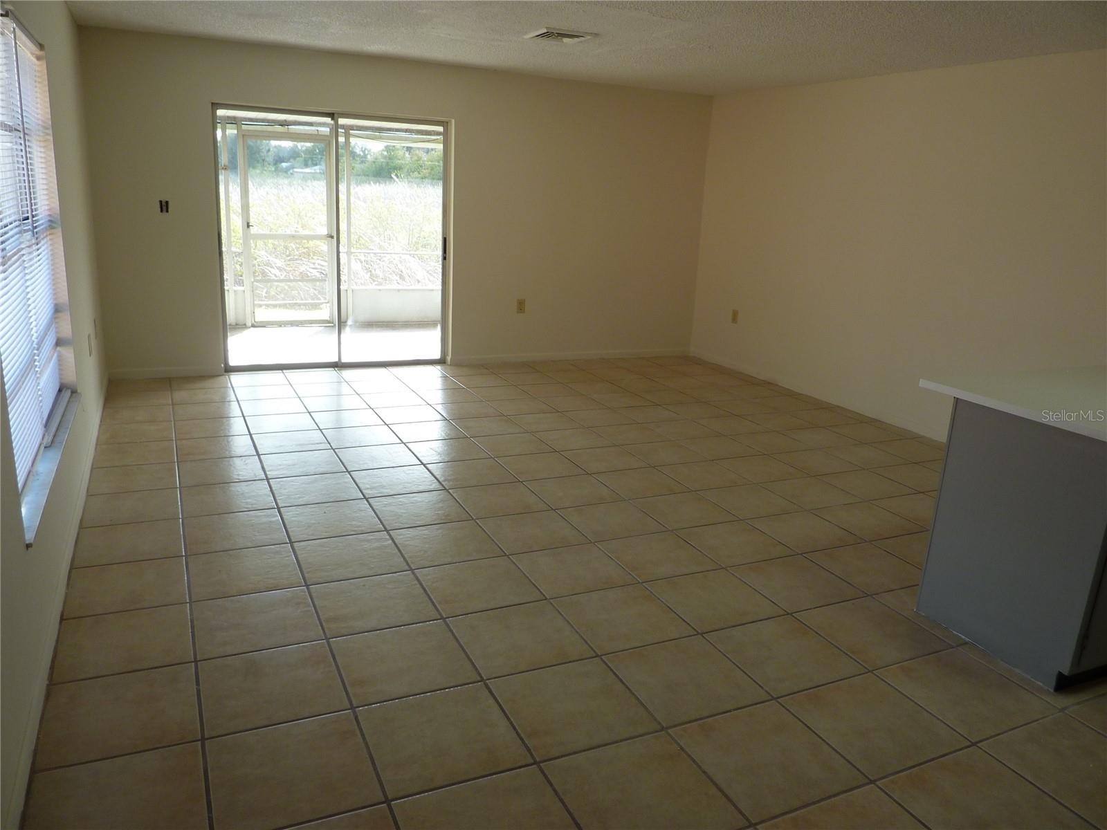 CRYSTAL LAKE ESTATES - Residential