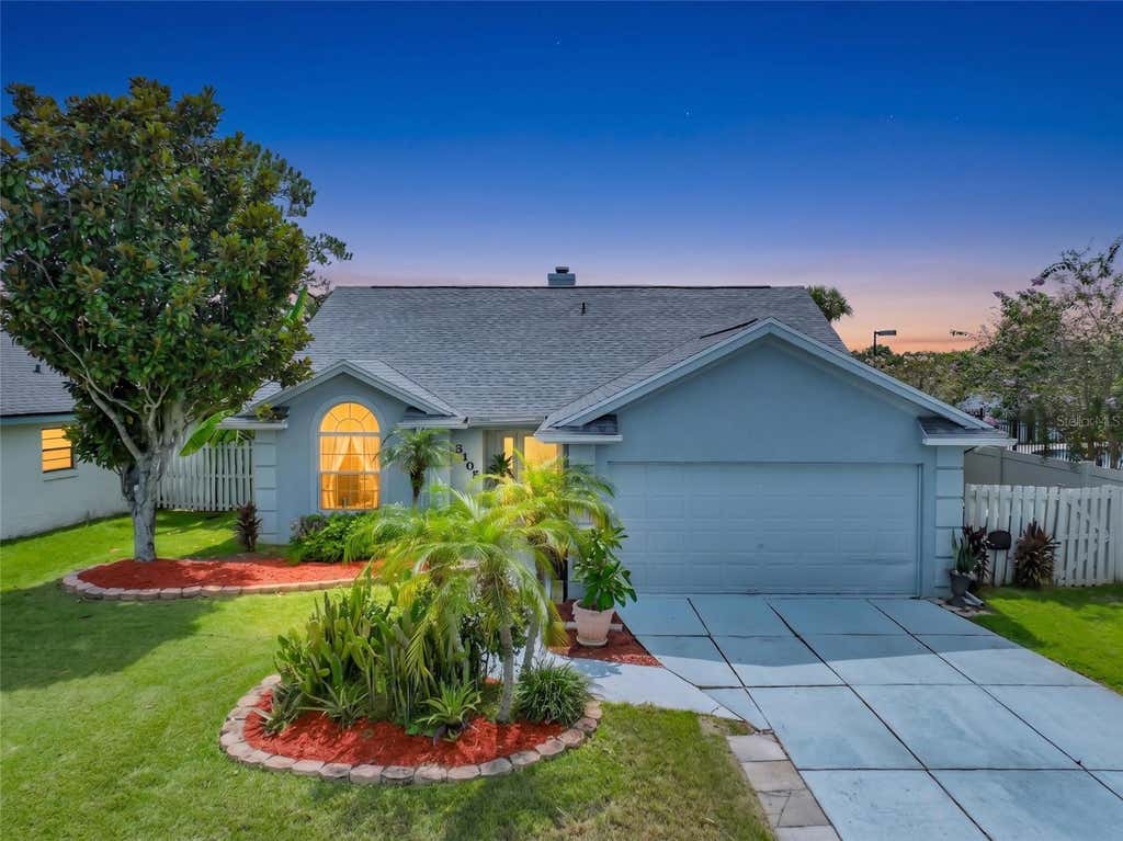 Photo of 2405 Settlers Trail, Orlando, FL 32837 (MLS # O6432077)