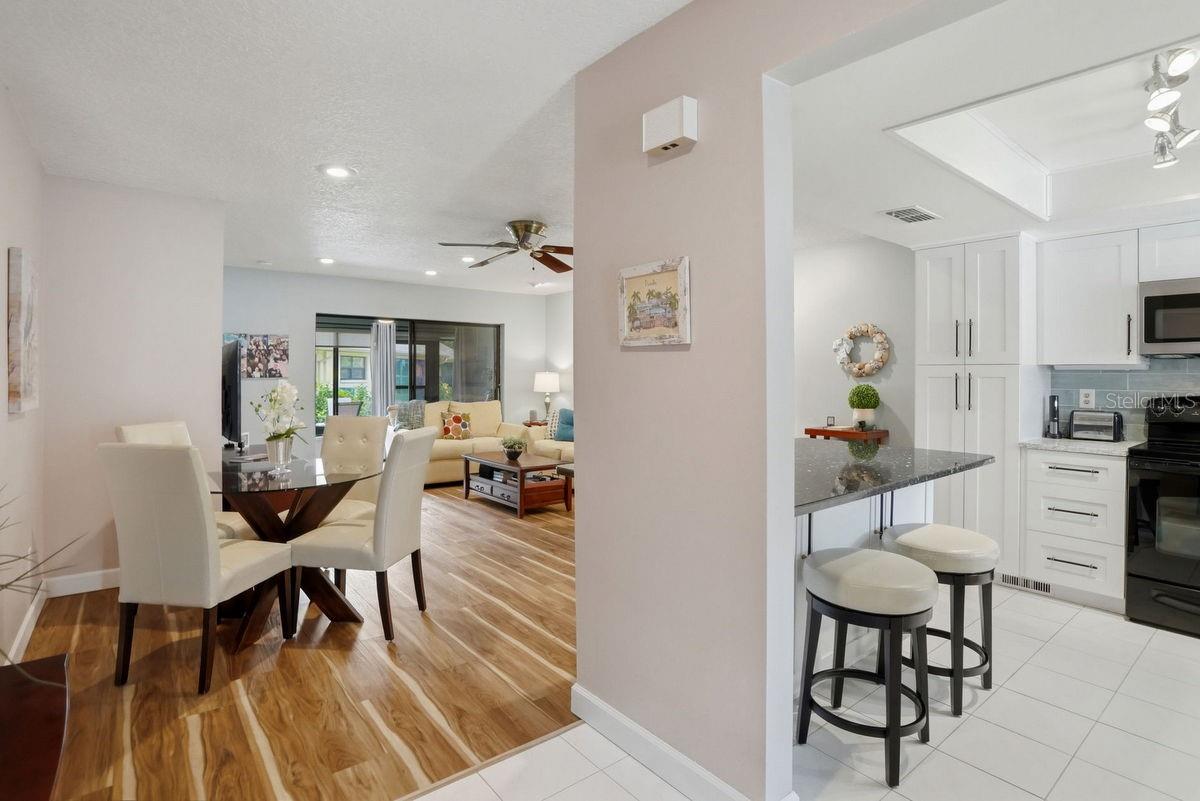 2538 OAKLEAF LANE 33B