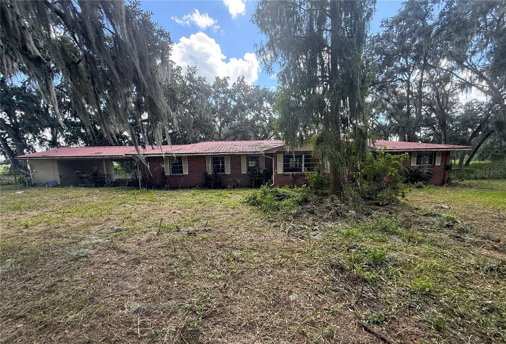 Photo of 2603 W 60 Highway, Plant City, FL 33567 (MLS # TB8562472)