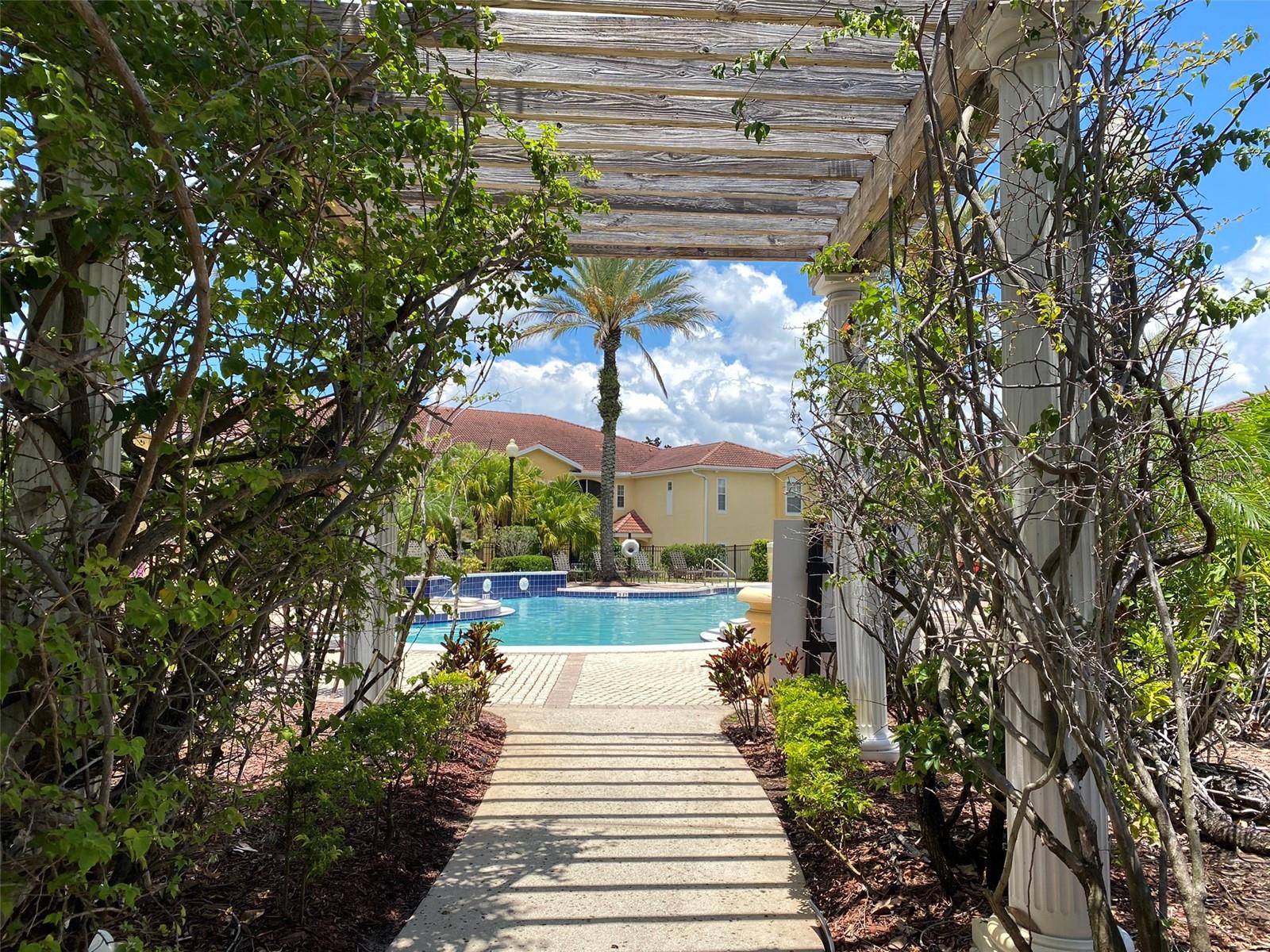 VILLANOVA/HUNTERS CRK - Residential