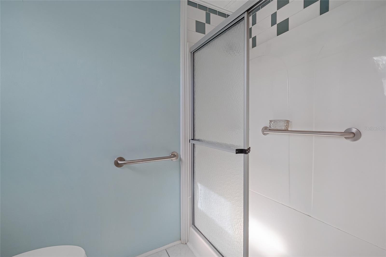 HAWTHORNE AT LEESBURG A COOP - Residential