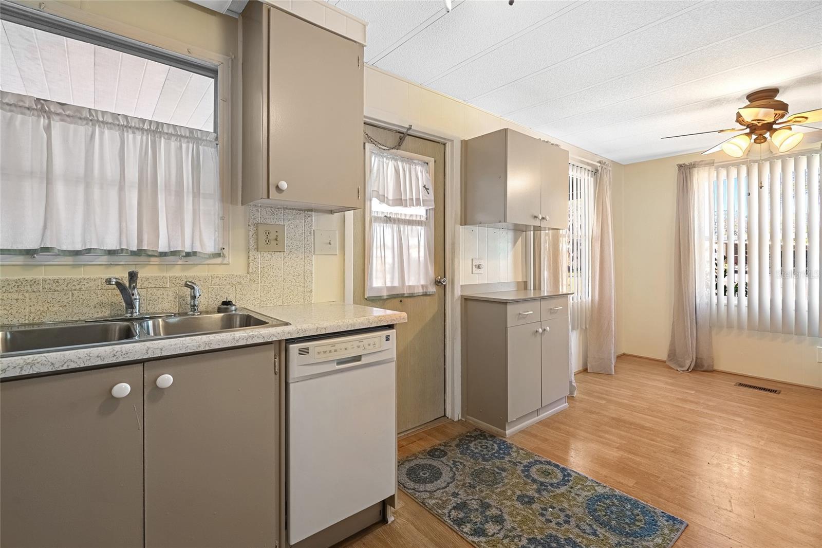 HAWTHORNE AT LEESBURG A COOP - Residential