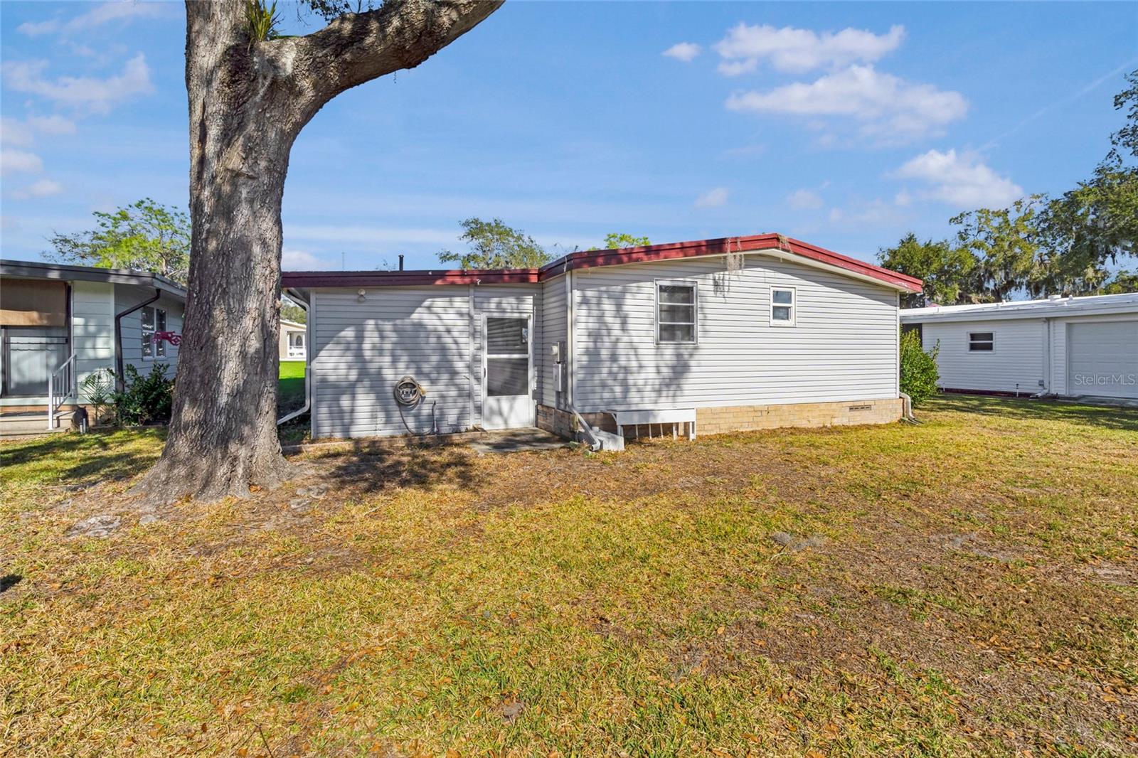 HAWTHORNE AT LEESBURG A COOP - Residential