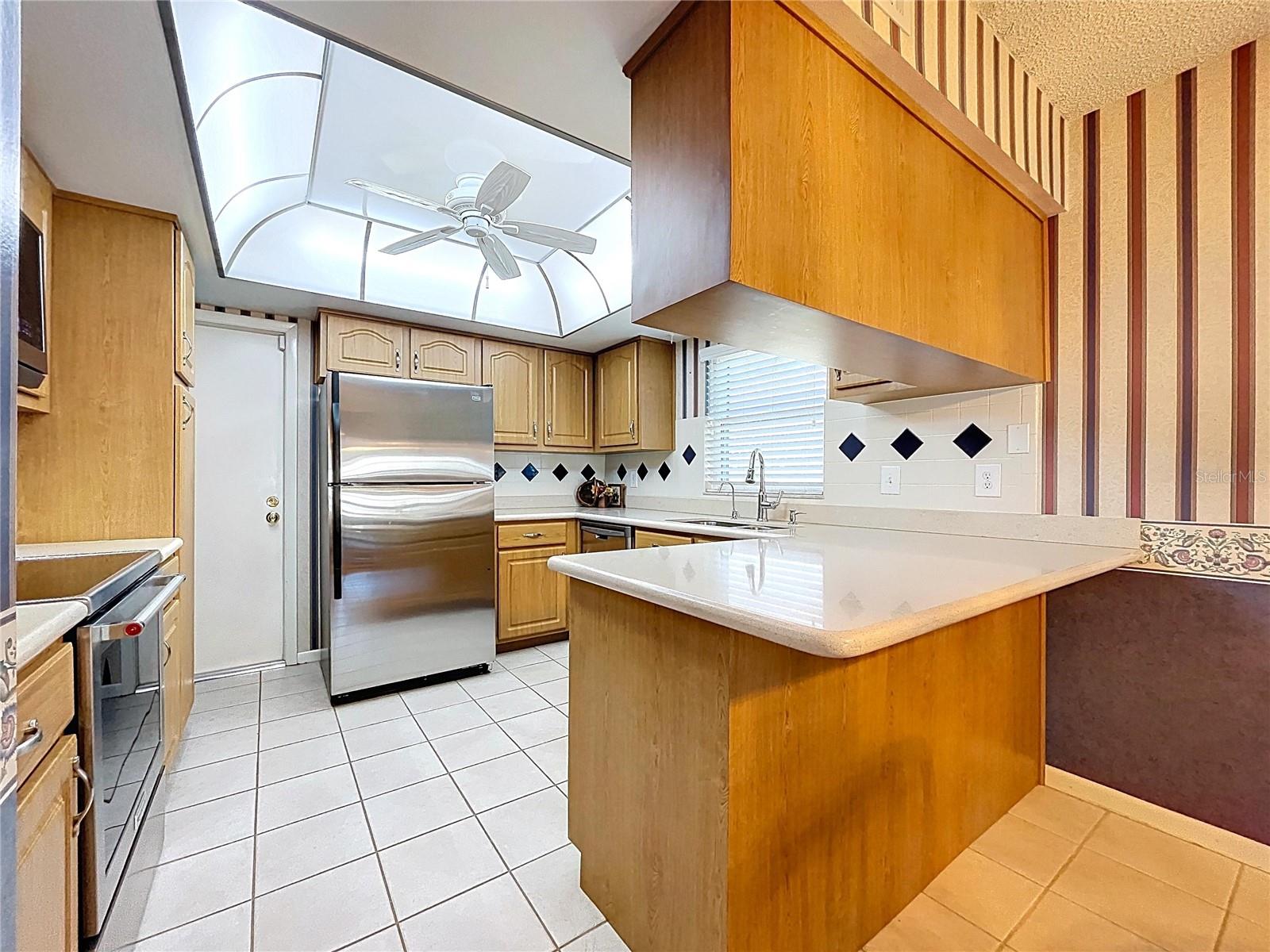 LAKE FOREST - Residential