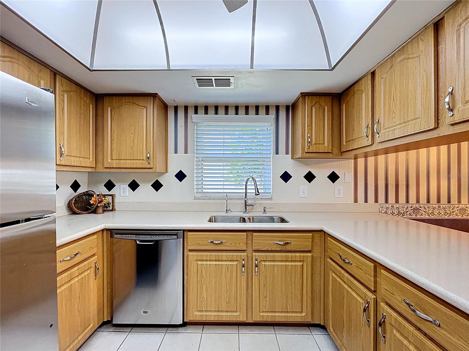 LAKE FOREST - Residential