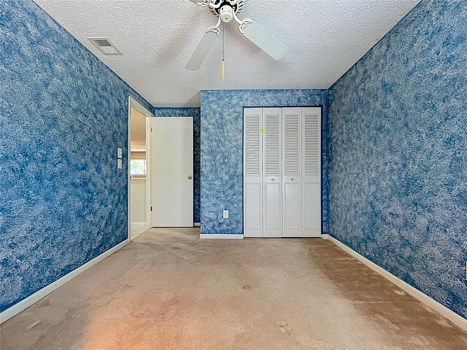 LAKE FOREST - Residential