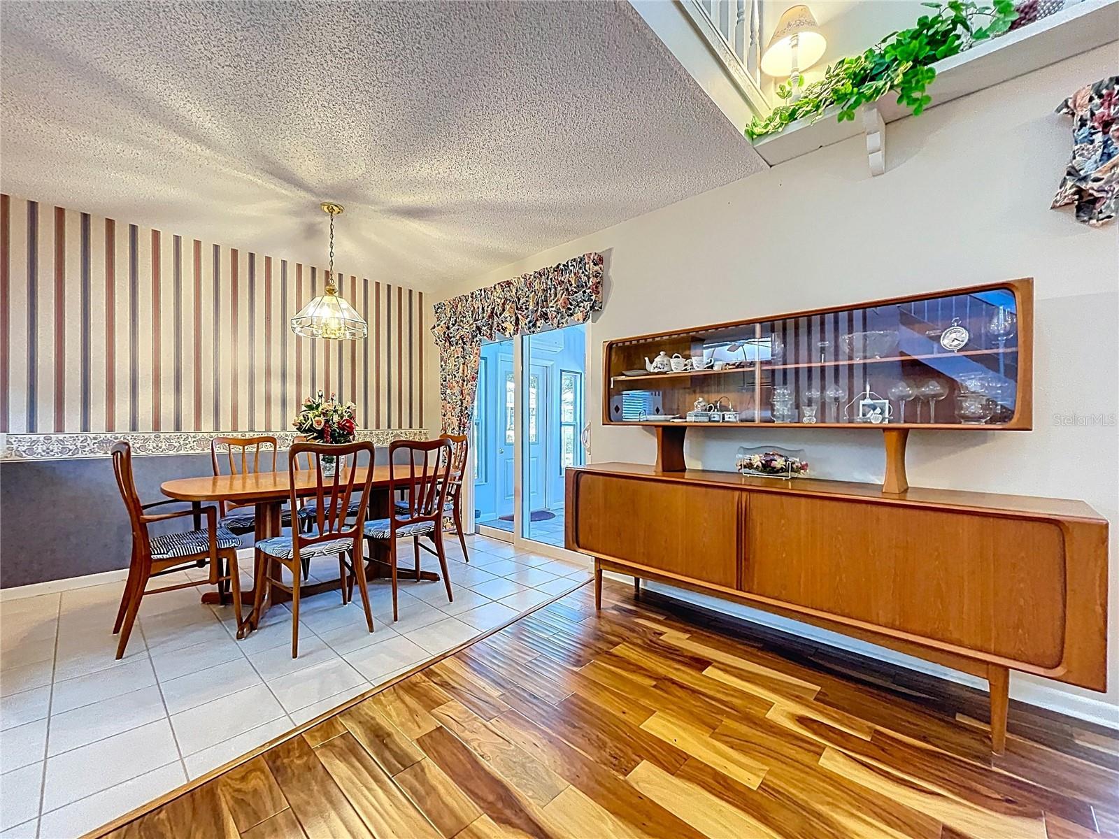 LAKE FOREST - Residential