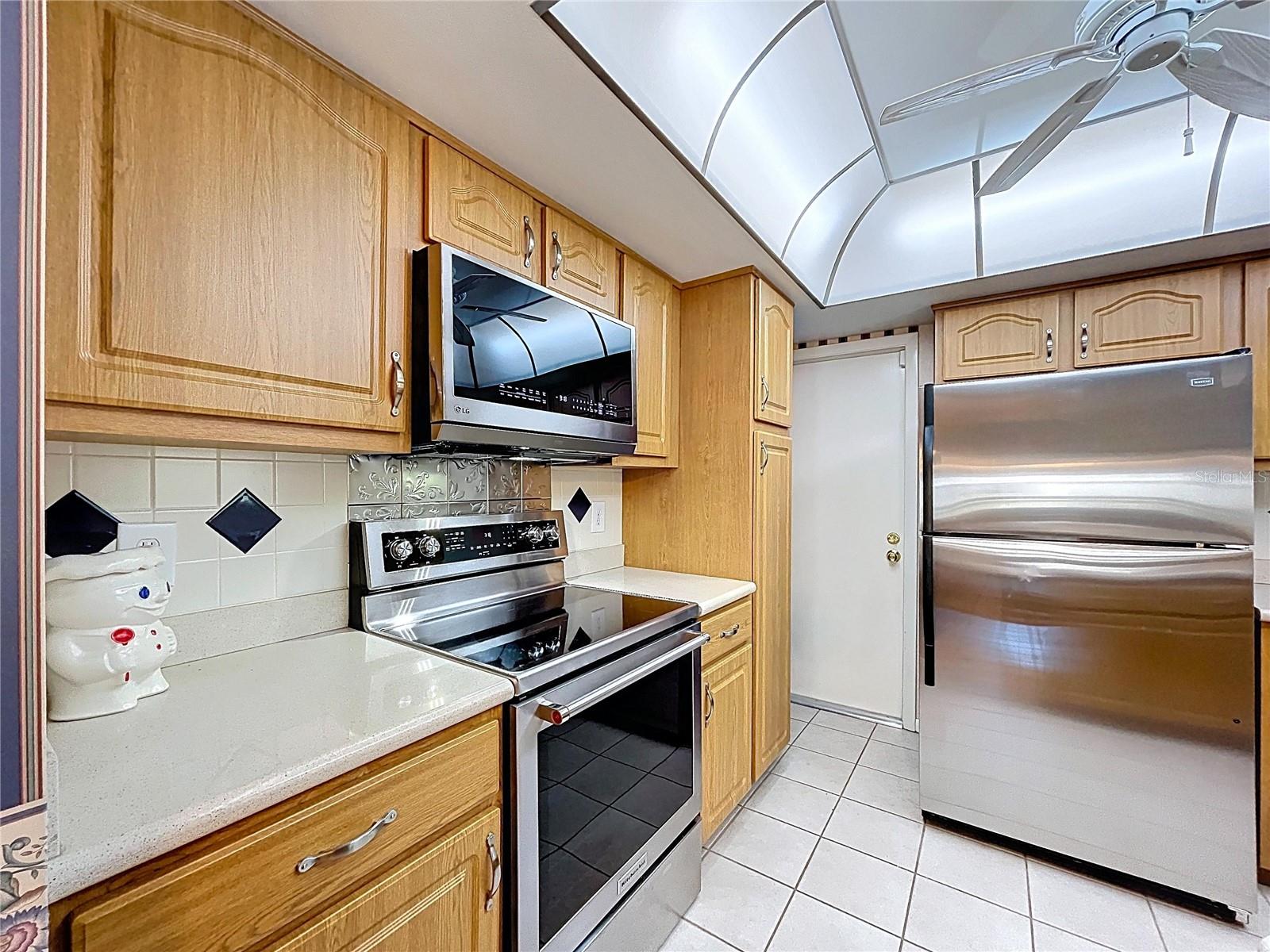 LAKE FOREST - Residential