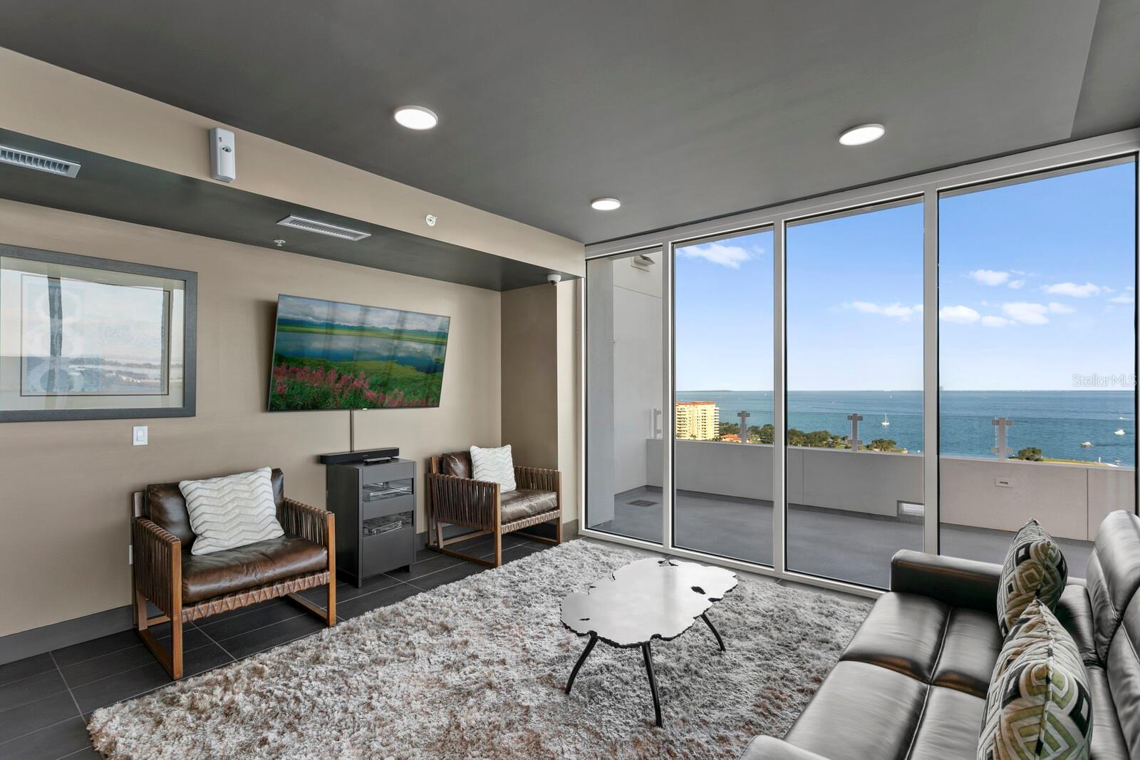 BLISS CONDO - Residential