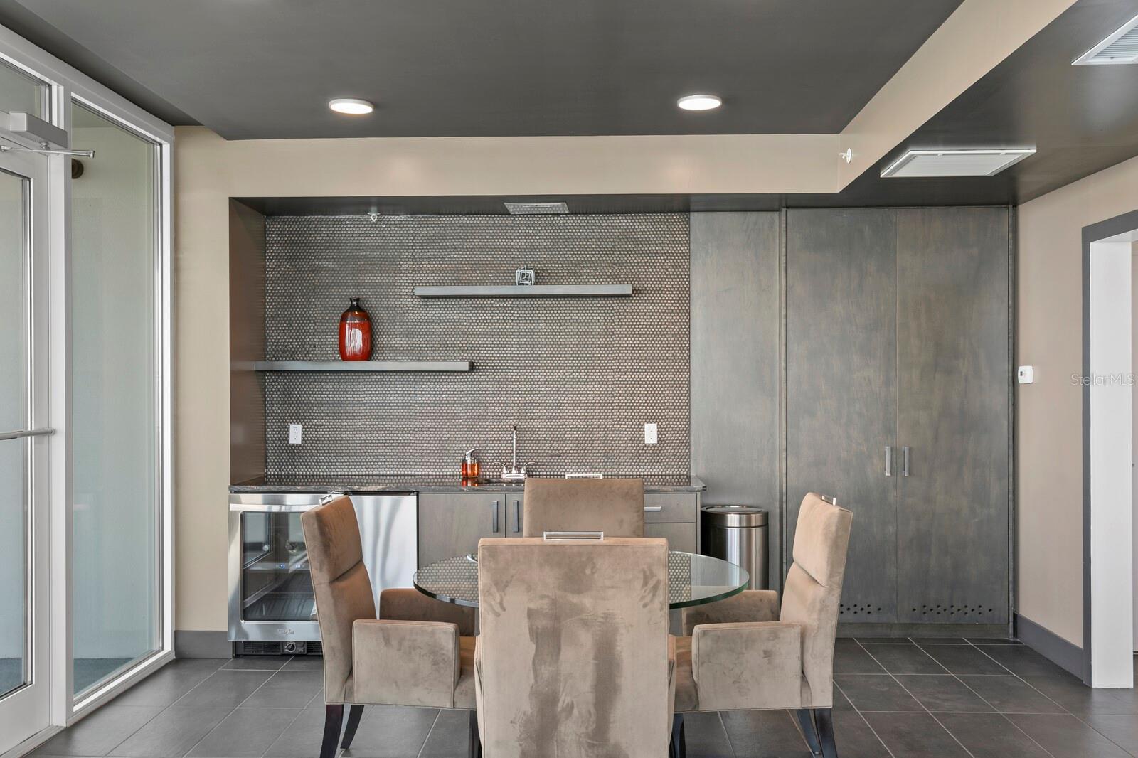 BLISS CONDO - Residential