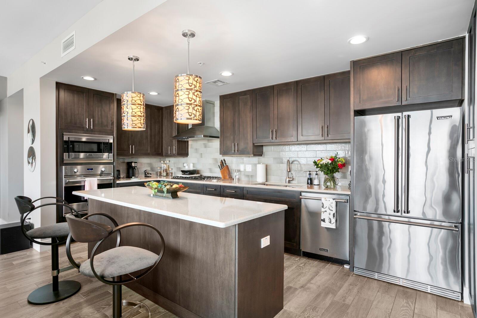 176 4TH AVENUE NE 1002