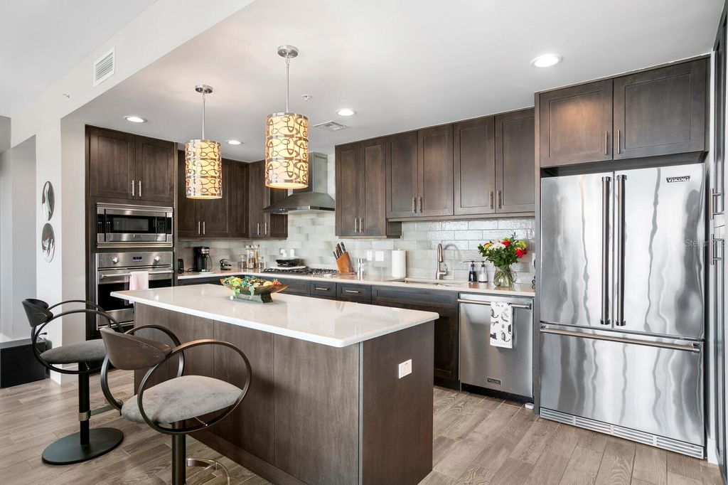 Photo of 176 4th Avenue NE #1002, St Petersburg, FL 33713 (MLS # TB8454387)