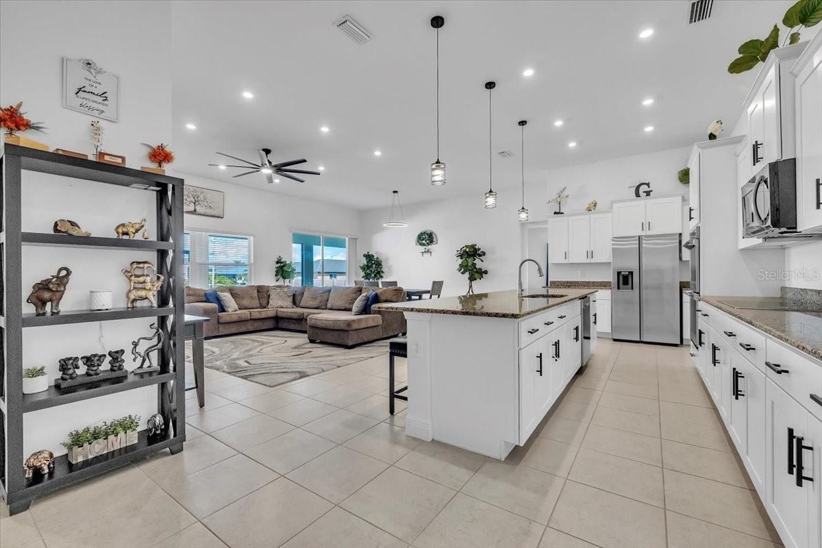 2833 GLEASON PARKWAY