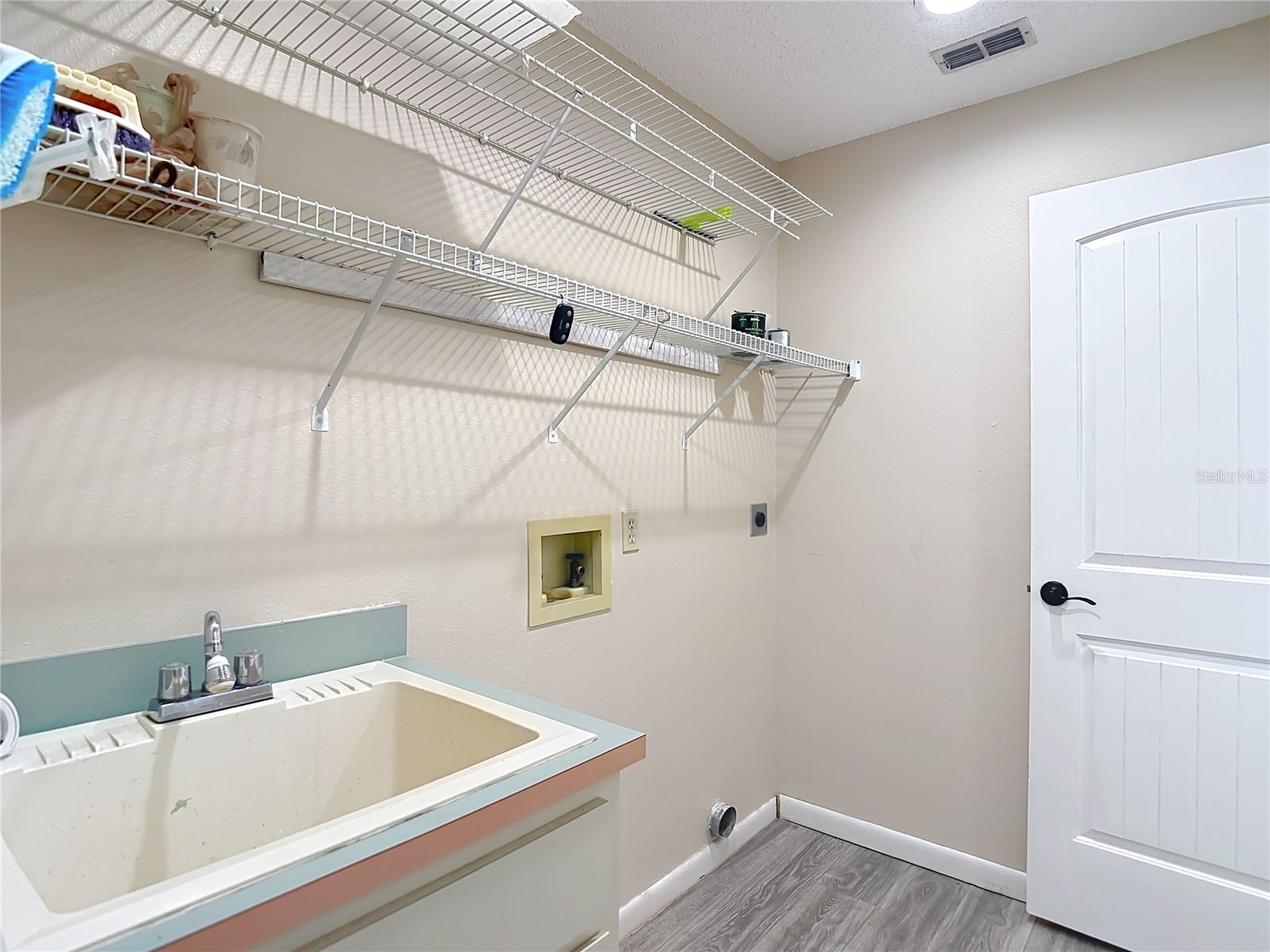 ARLINGTON WOODS PH 0 - Residential