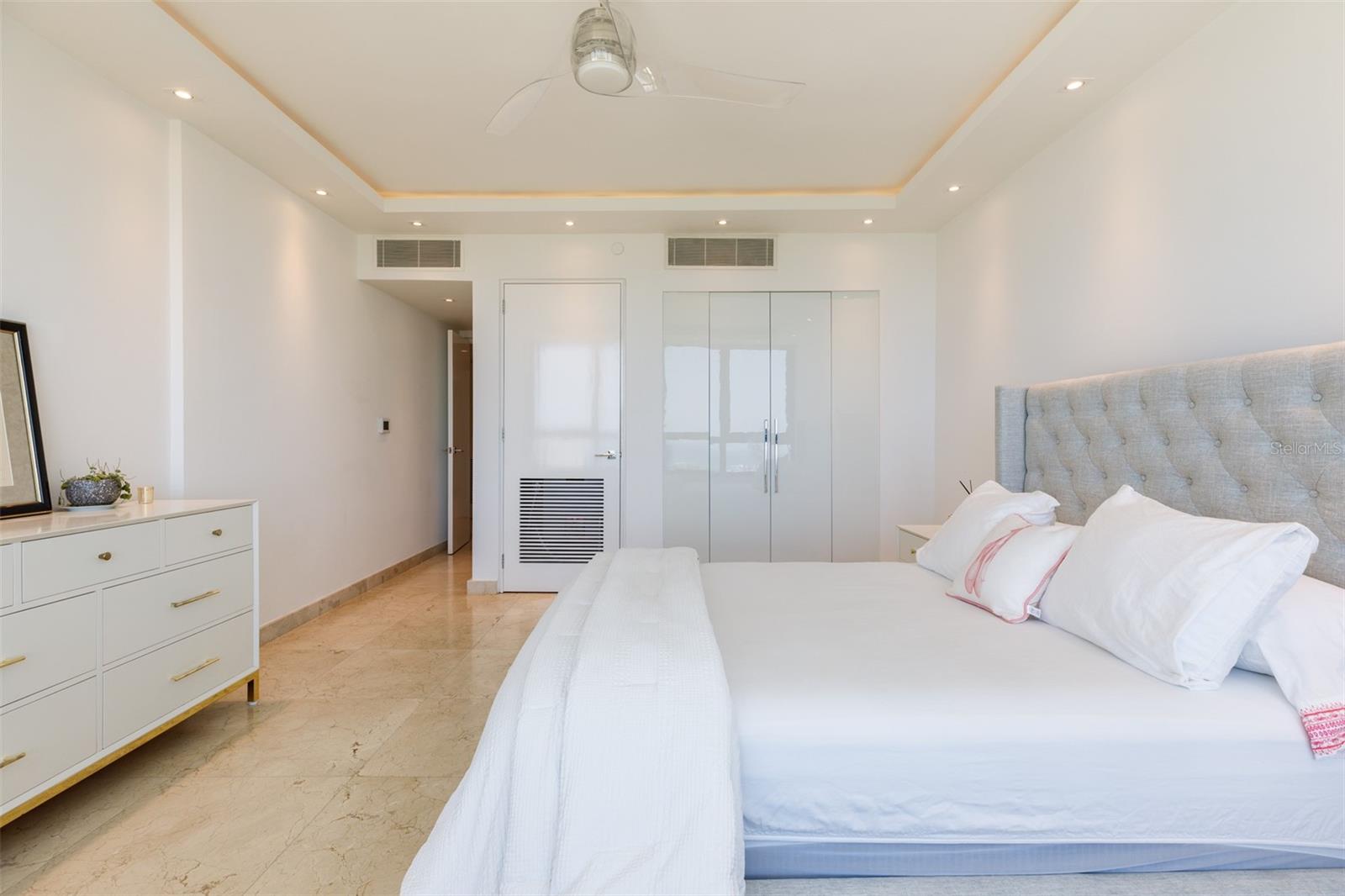 CARIBE PLAZA - Residential