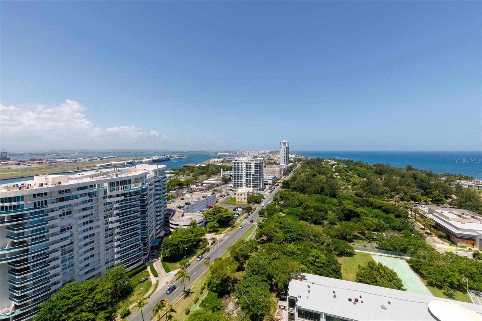 CARIBE PLAZA - Residential