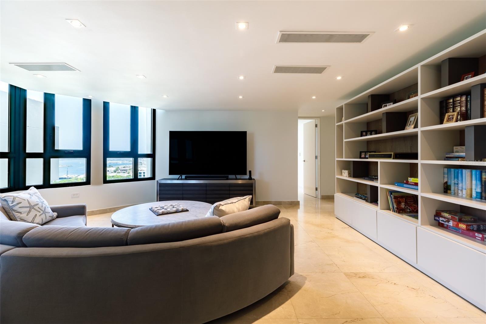 CARIBE PLAZA - Residential