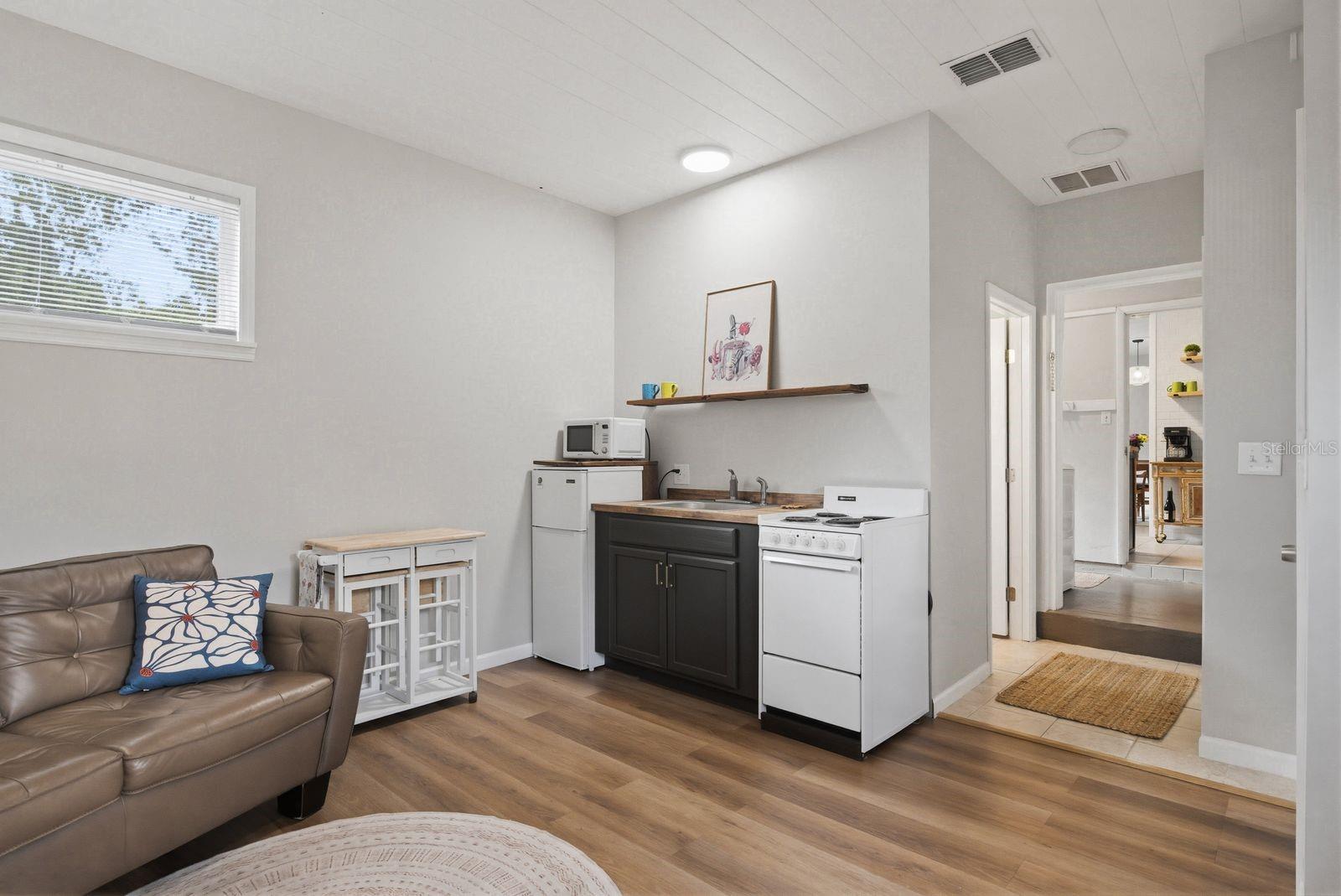 NEW PORT RICHEY CITY - Residential