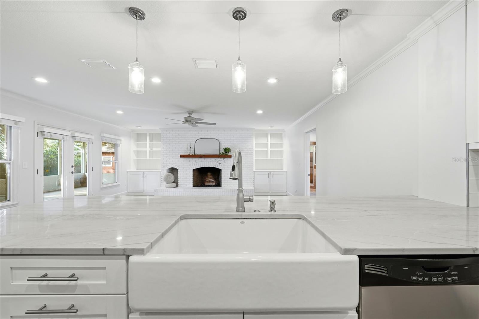 EDGEWATER PARK - Residential