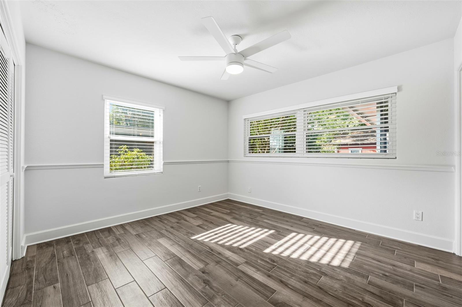 EDGEWATER PARK - Residential