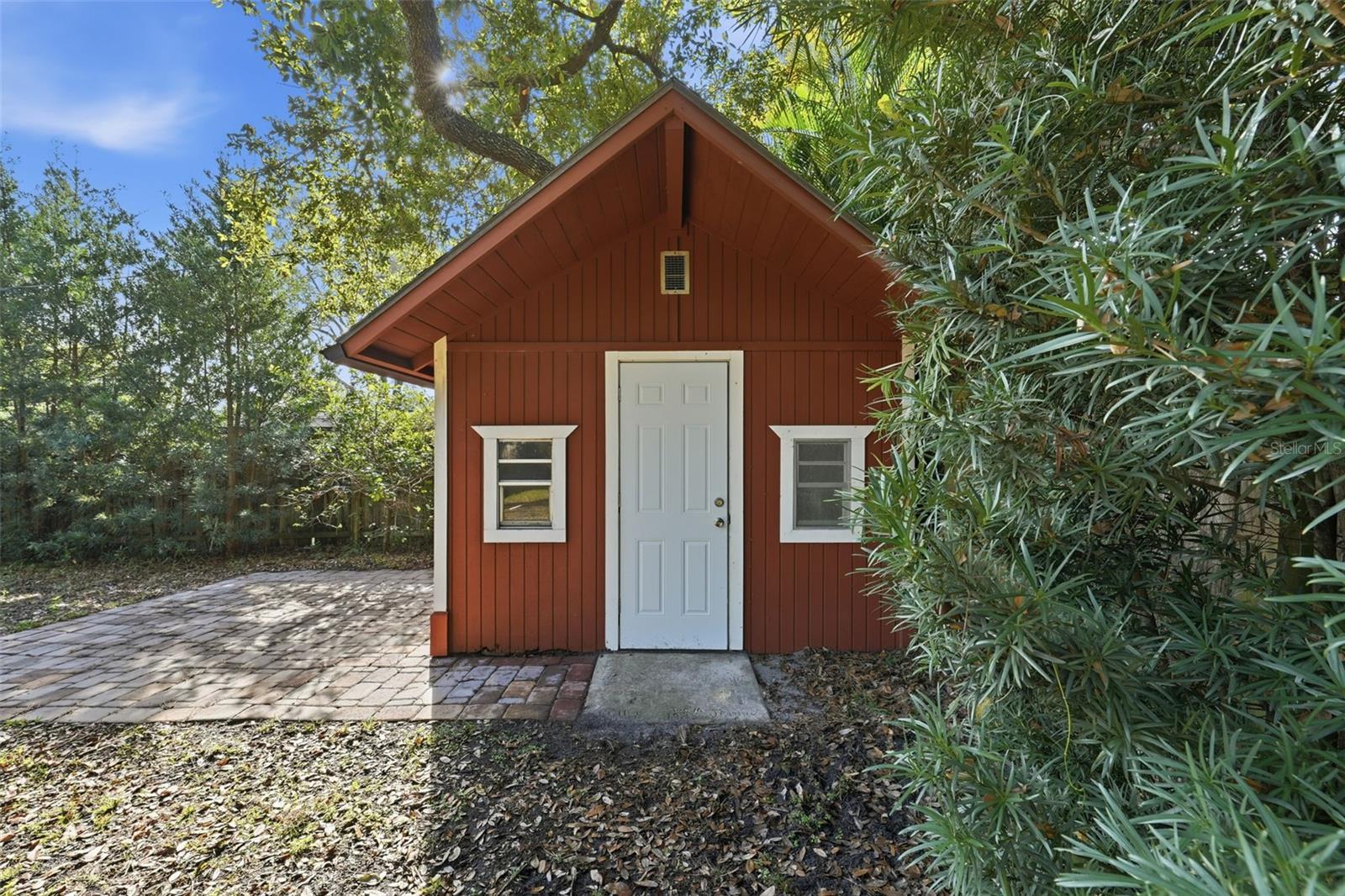 EDGEWATER PARK - Residential