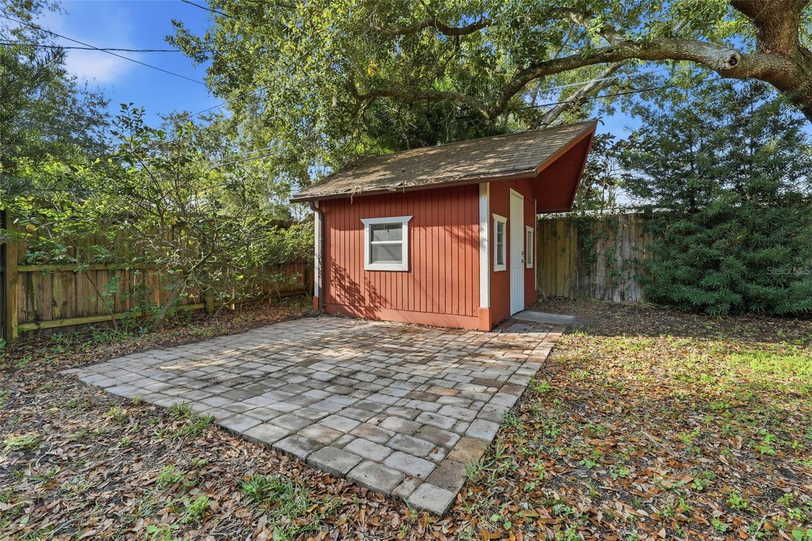 EDGEWATER PARK - Residential