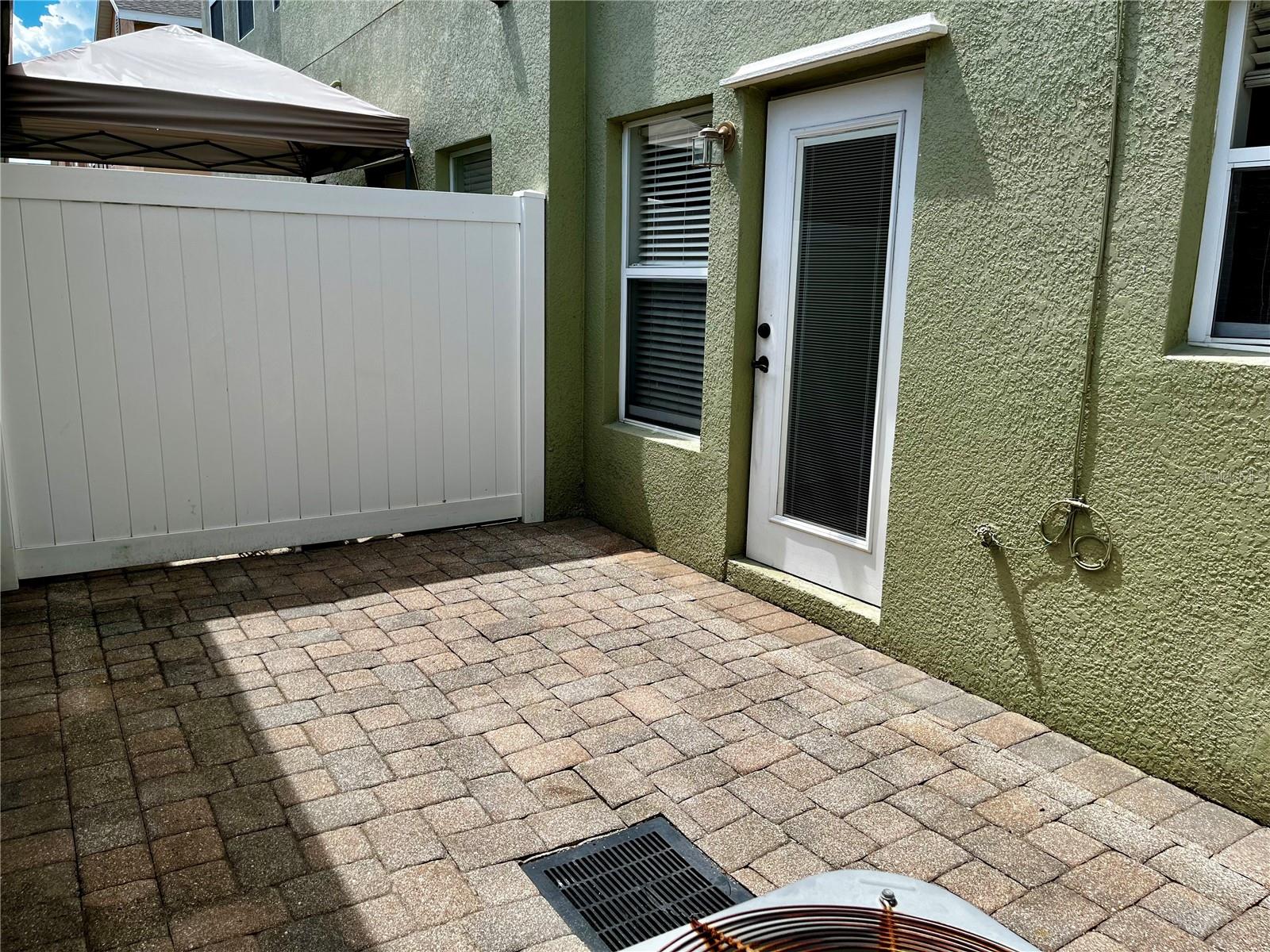 DANIELS LNDG A-J - Residential Lease