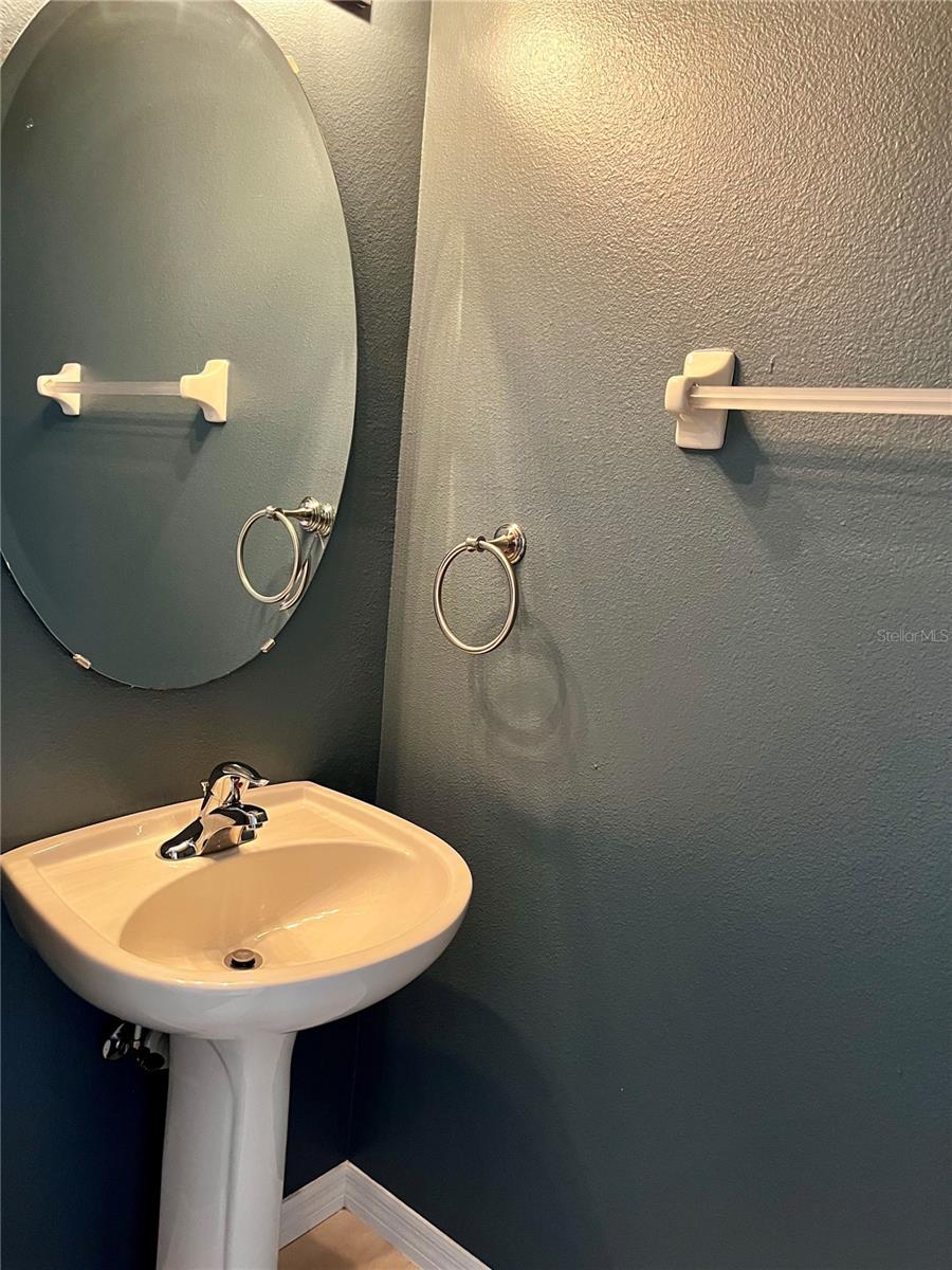 DANIELS LNDG A-J - Residential Lease