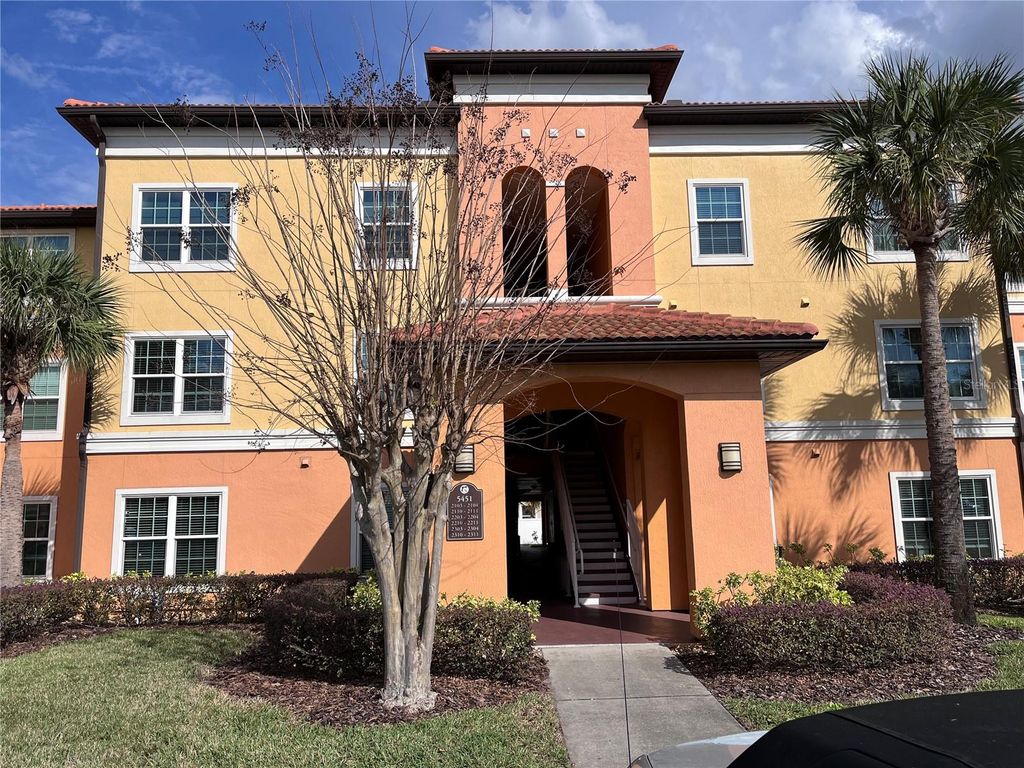 Photo of 5451 Vineland Road #2210, Orlando, FL 32811 (MLS # O6372473)