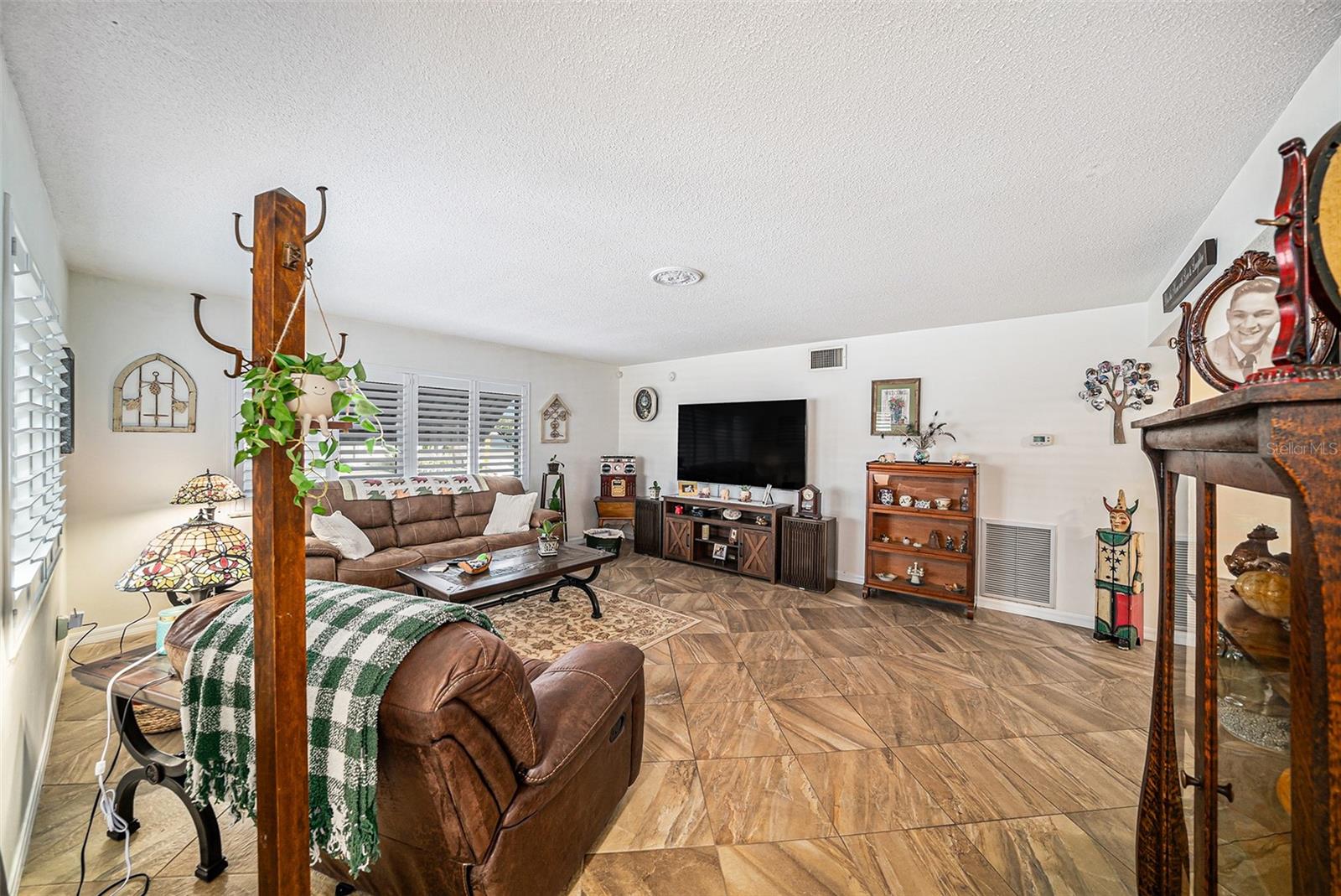 250 ROSERY ROAD NW 351