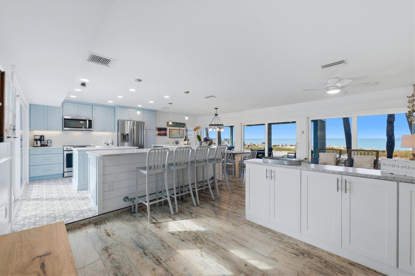 MANASOTA SHORES - Residential