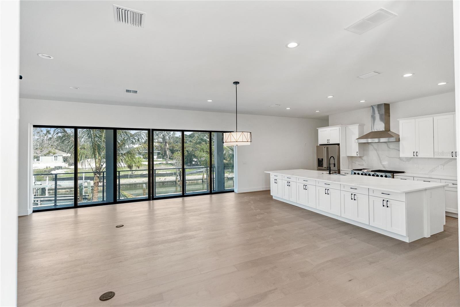 BAYVIEW ESTATES - Residential